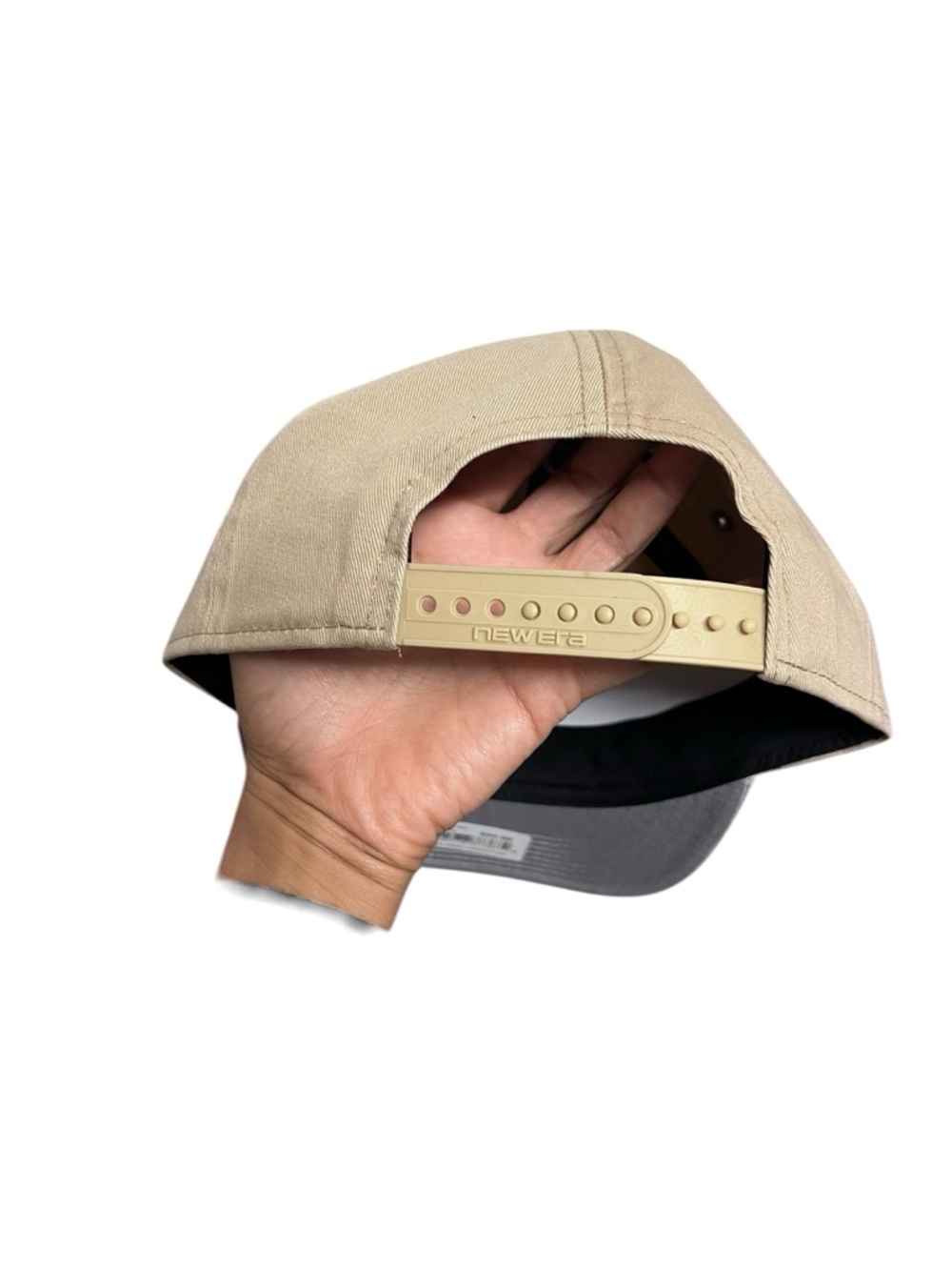 New Era LA Dodgers Tan Baseball Cap with White Logo Adjustable Pre Curved - Picture 4 of 6